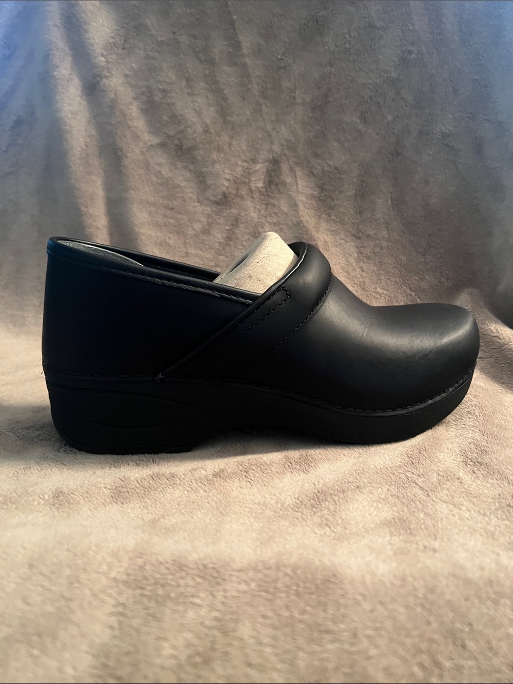 Dansko XP 2.0 Black Waterproof Clog